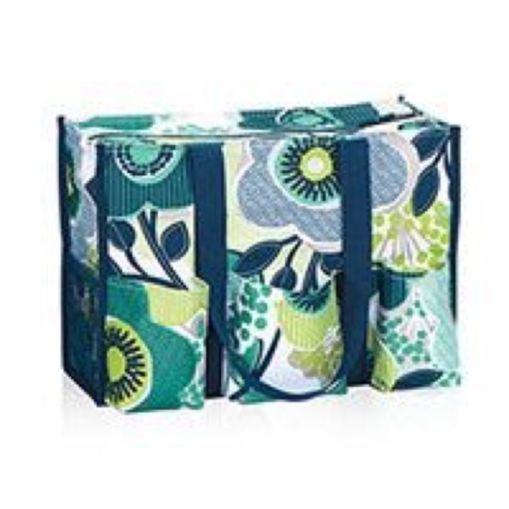 Zip top organizing tote